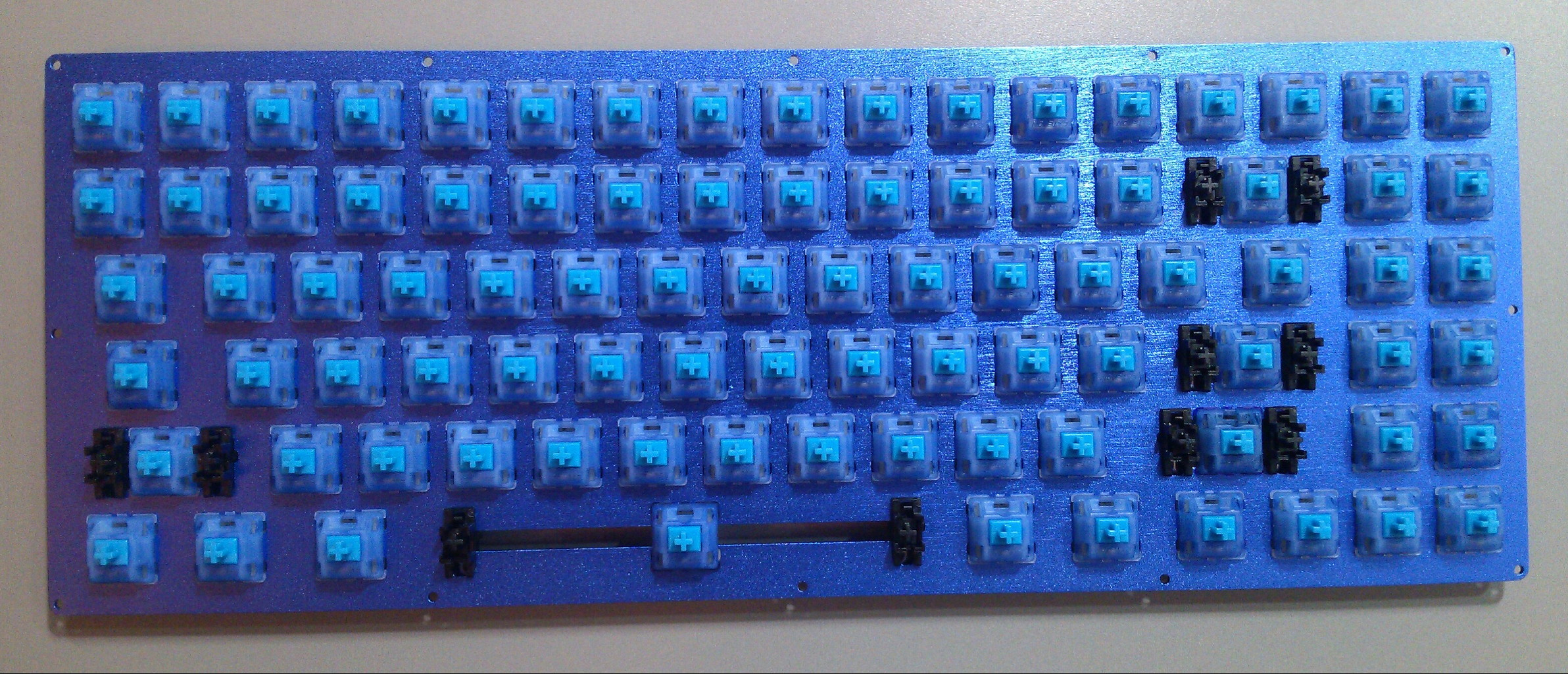Keyboard75_AllSwitches.jpg